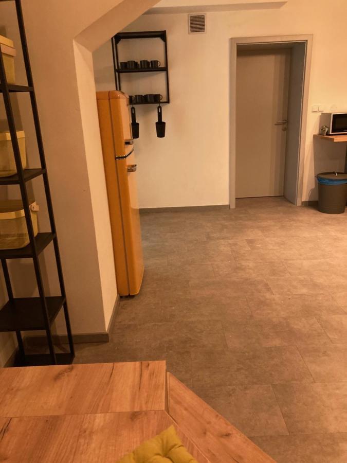 Capsule Hostel Erbenova Praha Exteriér fotografie