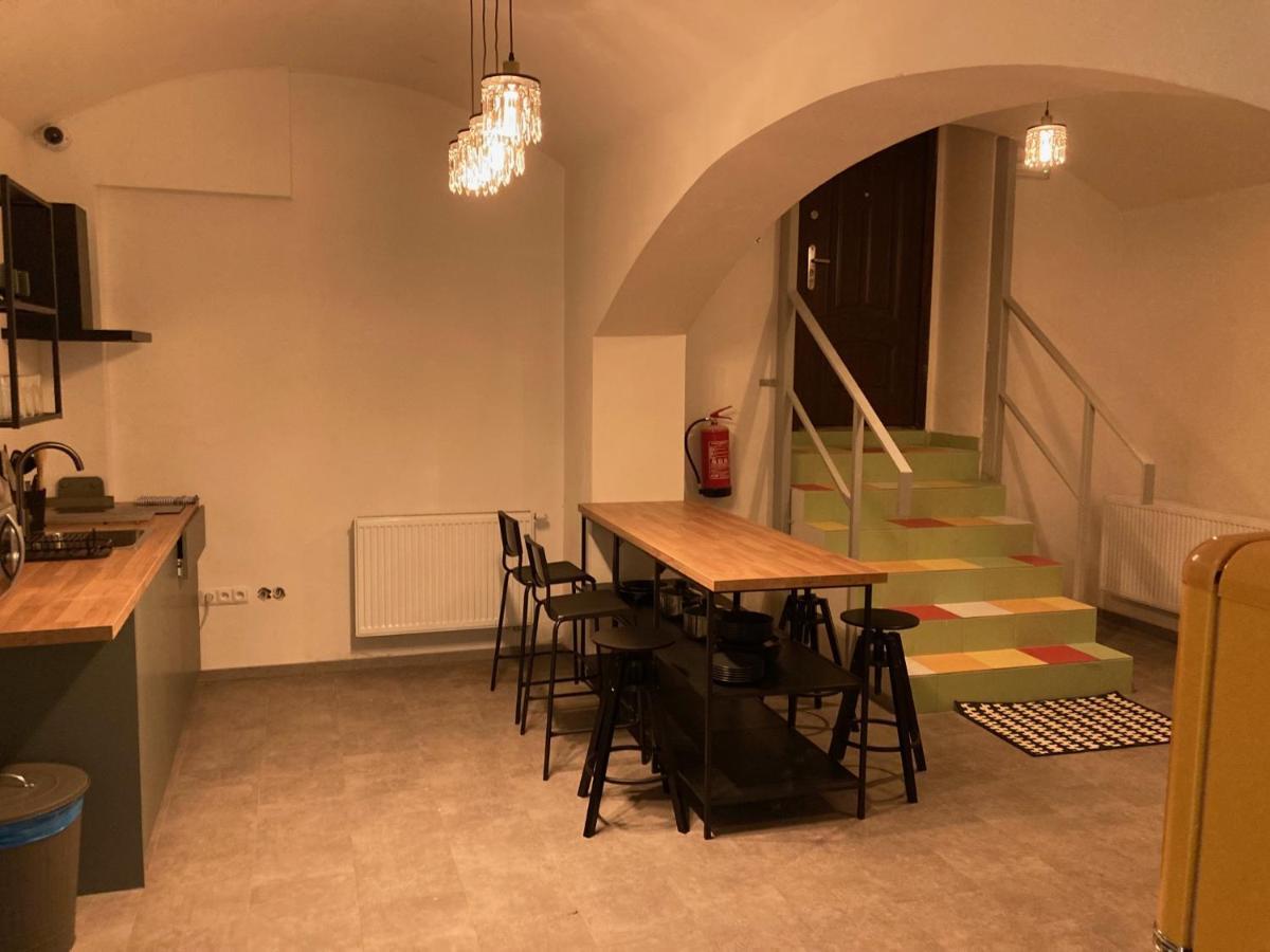 Capsule Hostel Erbenova Praha Exteriér fotografie